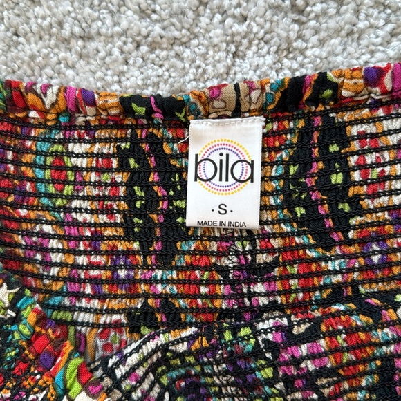 Bila light and flowy floral shorts. small - Picture 2 of 8